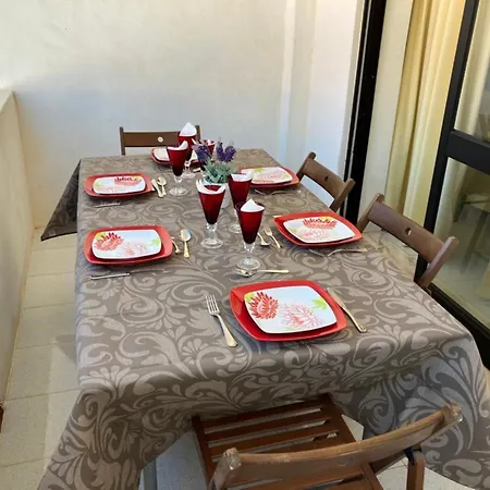 Porches Superior Balcony Pool Flat Lagoa (Algarve)